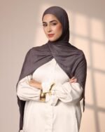 حجاب قطني مقلم